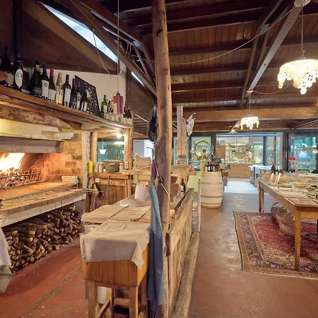 Ai Cadelach Hotel Giulia 3*