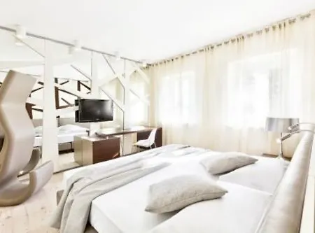 Ai Cadelach Hotel Giulia Hotel 3*