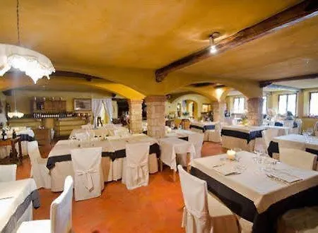 Hotel Ai Cadelach Hotel Giulia Revine Lago